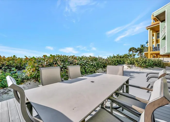Ferienhaus Beachfront & Ocean Views Balcony Sleeps 8 *