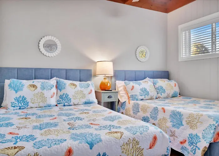 Ferienhaus Beachfront & Ocean Views Balcony Sleeps 8 *