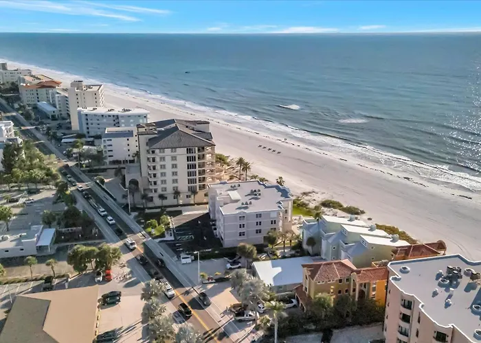 Ferienhaus Beachfront & Ocean Views Balcony Sleeps 8 *